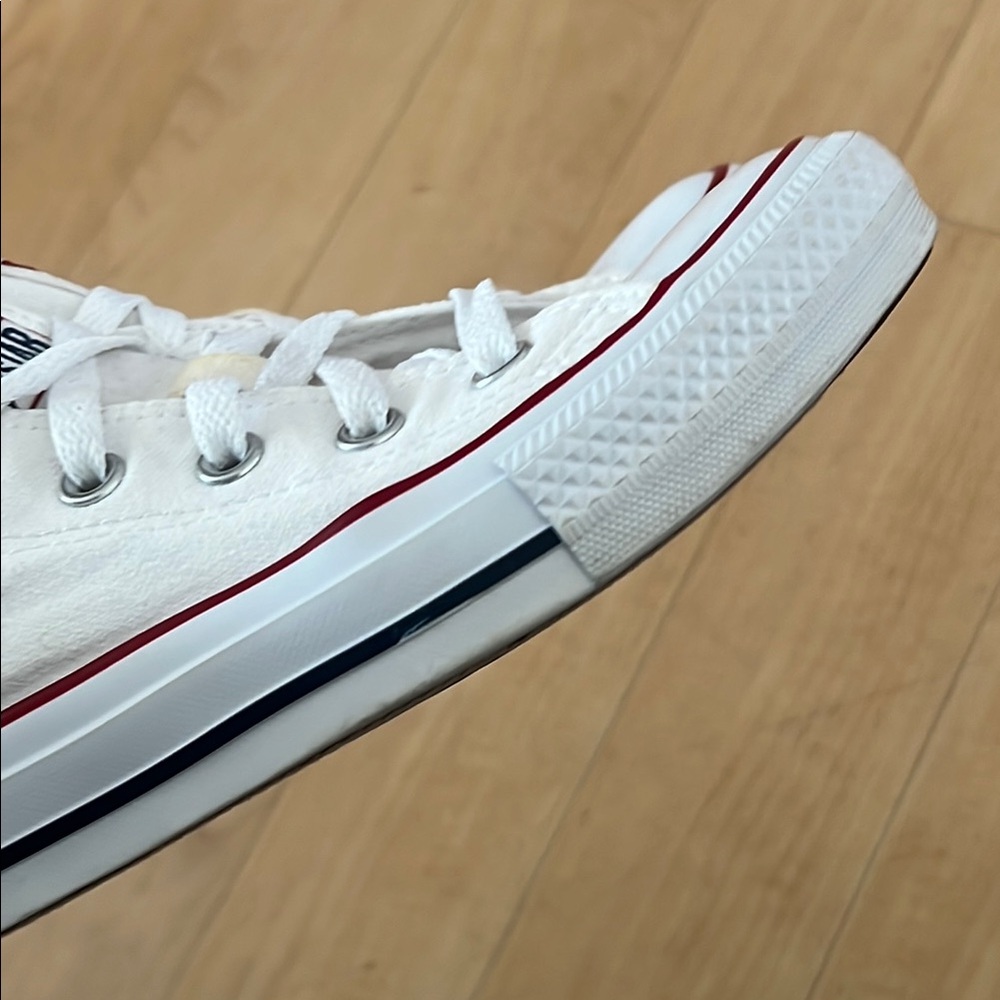 Converse White Canvas Low-Top Sneakers size 6 - Picture 11 of 16